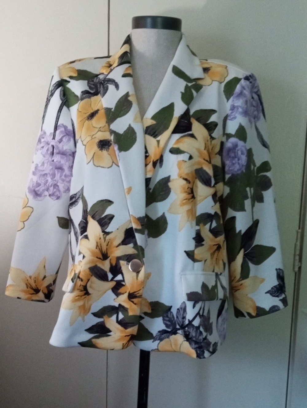 NYCC Floral Yellow & Purple Notch-Lapel Blazer - Women Size PXL